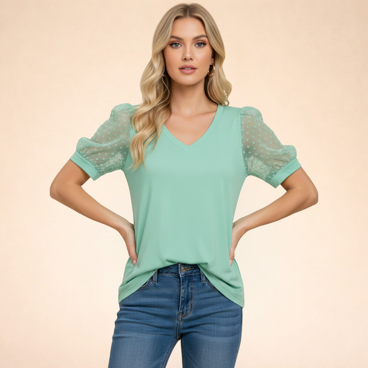 Liora | Lightweight and versatile festive top